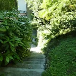 Le Ortensie -lago Di 3* ليرنا