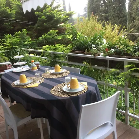 Le Ortensie -lago Di B&B 3*