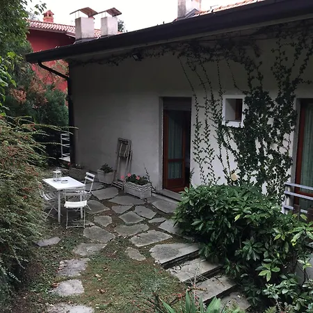 Bed & Breakfast Le Ortensie -lago Di 3*
