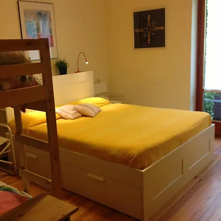Le Ortensie -lago Di Bed & Breakfast