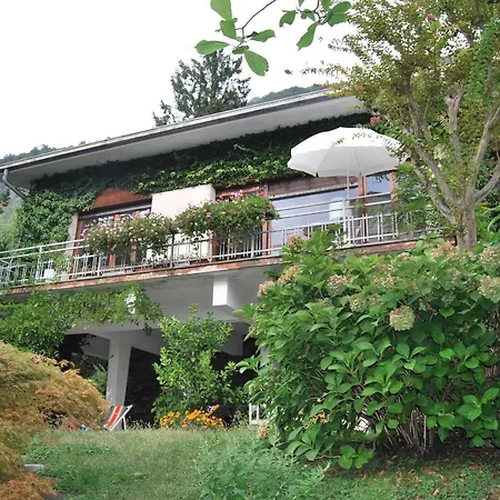 Le Ortensie -lago Di Bed & Breakfast